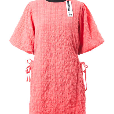drabužiai moterims suknelės internetu paltas moterims sportiniai kostiumai moterims apatiniai moterims išparduotuvė didmeninė prekyba pigūs rūbai drabužiai stock clothes wholesale outlet NoisyMay