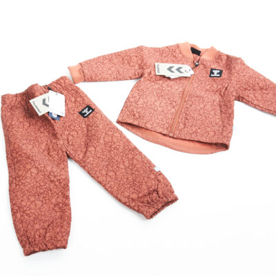 Hummel hummelkids sportkids childrensportclothes childsport sportclothes sportoutlet brandedclothes outletclothes stockclothes drabuziai didmena стокодежда stockclothes outletclothes brandedclothes sportmix kidstockclothes jogging sportpants brandsport