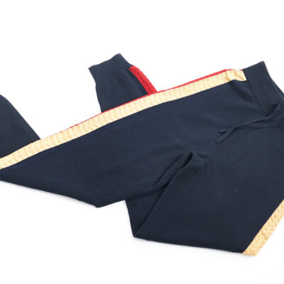 drabužiai moterims drabužiai vyrams TH firminiai rūbai megztiniai moterims striukės moterims išparduotuvė didmeninė prekyba pigūs rūbai drabužiai stock clothes wholesale outlet Tommy Hilfiger brandiniai