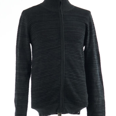 Indicode tricouri pentru bărbați pantaloni pentru bărbați blugi pentru bărbați pulovere pentru bărbați cămașă pentru bărbați sacou pentru bărbați îmbrăcăminte pentru bărbați outlet en-gros haine ieftine haine haine stoc haine en-gros outlet