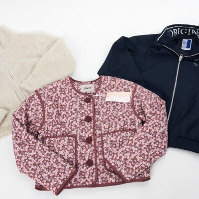 drabužiai vaikams daniški rūbai vaikams vaikiški rūbai striukės vaikams džinsai marškiniai šortai h&m vaikams firminiai rūbai išparduotuvė didmeninė prekyba pigūs rūbai drabužiai stock clothes wholesale outlet