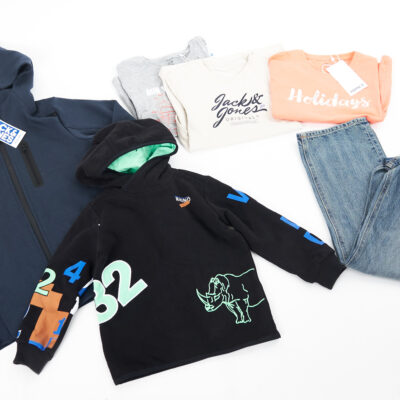 drabužiai vaikams daniški rūbai vaikams vaikiški rūbai striukės vaikams džinsai marškiniai šortai h&m vaikams firminiai rūbai išparduotuvė didmeninė prekyba pigūs rūbai drabužiai stock clothes wholesale outlet