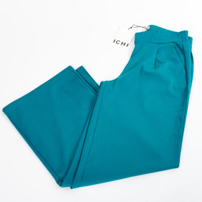 rochii pentru femei bluze pentru femei cămăși pentru femei blugi pentru femei pantaloni pentru femei haine pentru femei outlet en-gros haine ieftine haine haine stoc haine en-gros outlet