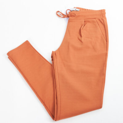 rochii pentru femei bluze pentru femei cămăși pentru femei blugi pentru femei pantaloni pentru femei haine pentru femei outlet en-gros haine ieftine haine haine stoc haine en-gros outlet