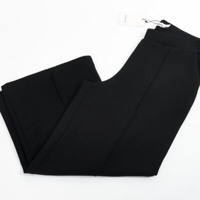 rochii pentru femei bluze pentru femei cămăși pentru femei blugi pentru femei pantaloni pentru femei haine pentru femei outlet en-gros haine ieftine haine haine stoc haine en-gros outlet