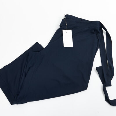 rochii pentru femei bluze pentru femei cămăși pentru femei blugi pentru femei pantaloni pentru femei haine pentru femei outlet en-gros haine ieftine haine haine stoc haine en-gros outlet