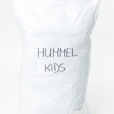 Hummel drabužiai vaikams vaikiški rūbai džemperiai kelnės marškiniai išparduotuvė didmeninė prekyba pigūs rūbai drabužiai stock clothes wholesale outlet