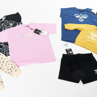 Hummel drabužiai vaikams vaikiški rūbai džemperiai kelnės marškiniai išparduotuvė didmeninė prekyba pigūs rūbai drabužiai stock clothes wholesale outlet