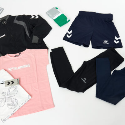 Hummel drabužiai vaikams vaikiški rūbai džemperiai kelnės marškiniai išparduotuvė didmeninė prekyba pigūs rūbai drabužiai stock clothes wholesale outlet