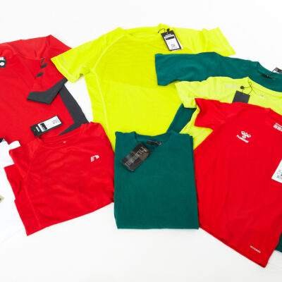 Hummel drabužiai vaikams vaikiški rūbai džemperiai kelnės marškiniai išparduotuvė didmeninė prekyba pigūs rūbai drabužiai stock clothes wholesale outlet