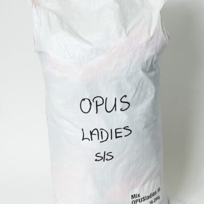 Opus sukienki online bluzki damskie spodnie damskie jeansy damskie odzież damska outlet hurtownia odzieży damskiej tanie ubrania odzież hurtownia odzieży outlet