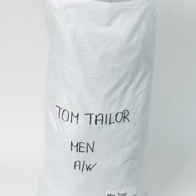 Tom Tailor megztiniai vyrams džemperiai marškiniai džinsai vyrams žieminės striukės vyriški drabužiai išparduotuvė didmeninė prekyba pigūs rūbai drabužiai stock clothes wholesale outlet